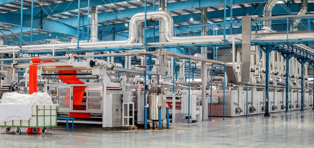 โรงงานสิ่งทอขนาดใหญ่